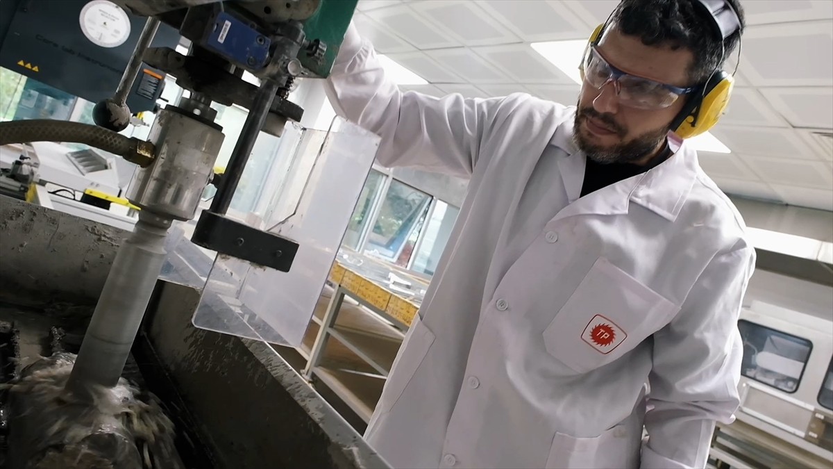 Türkiye'nin kamu sermayeli ilk AR-GE Merkezi olarak faaliyet gösteren TPAO AR-GE Merkezi, enerji...