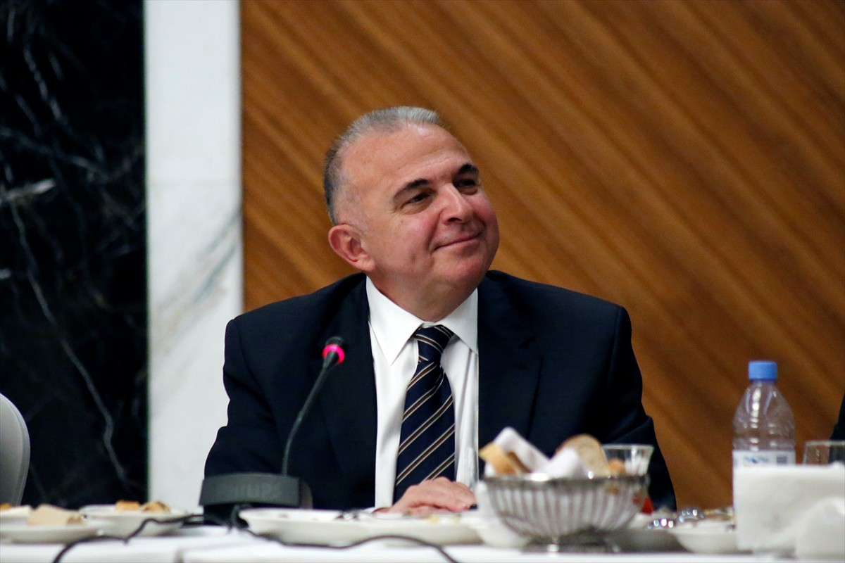 Türkiye’nin Bişkek Büyükelçisi Mekin Mustafa Kemal Ökem, Kırgızistan’ın başkenti Bişkek’te çeşitli...