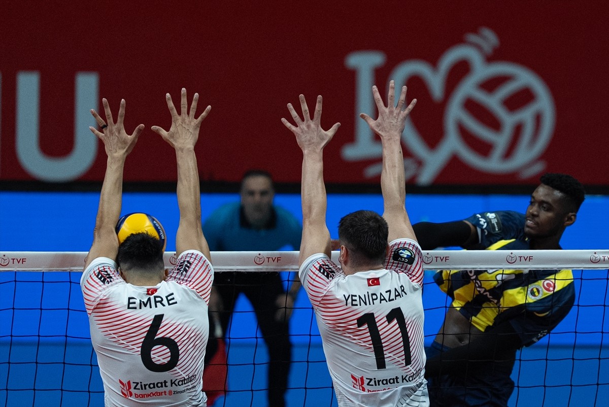 Türkiye Spor Yazarları Derneği (TSYD) Ankara Cumhuriyet Kupası voleybol turnuvasının final maçında...