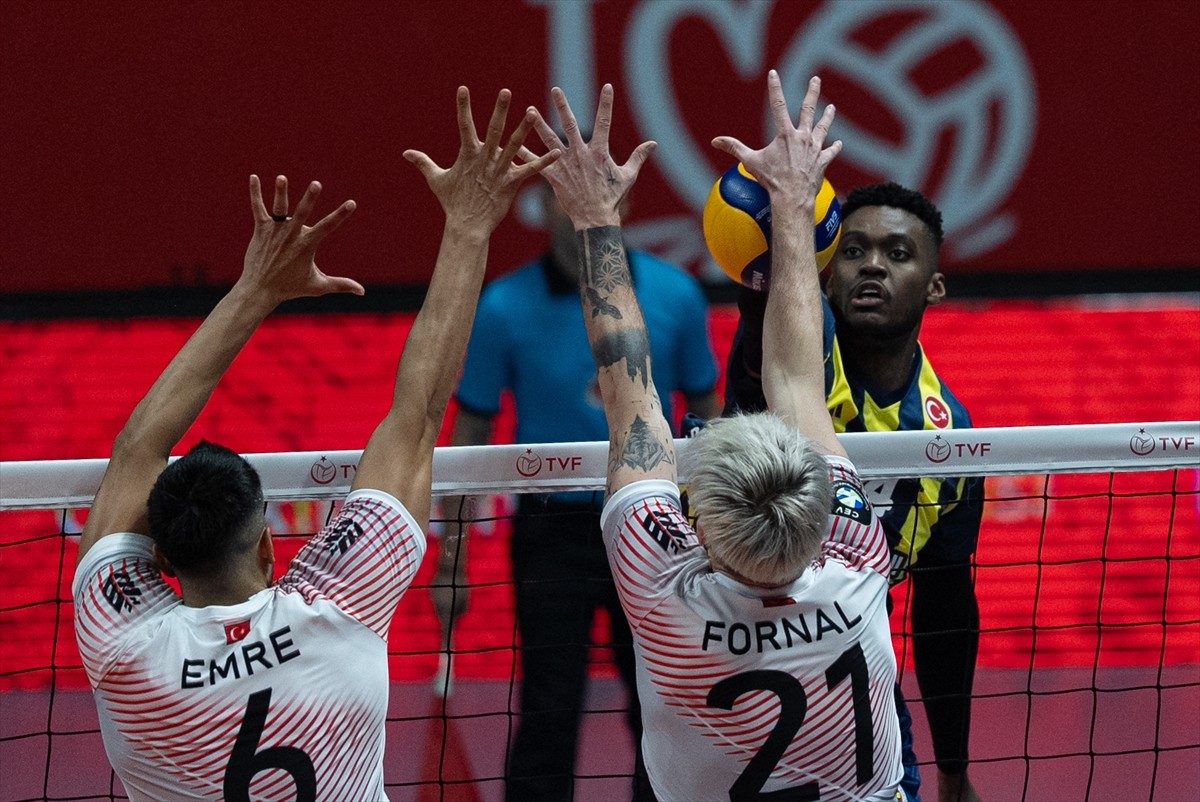 Türkiye Spor Yazarları Derneği (TSYD) Ankara Cumhuriyet Kupası voleybol turnuvasının final maçında...