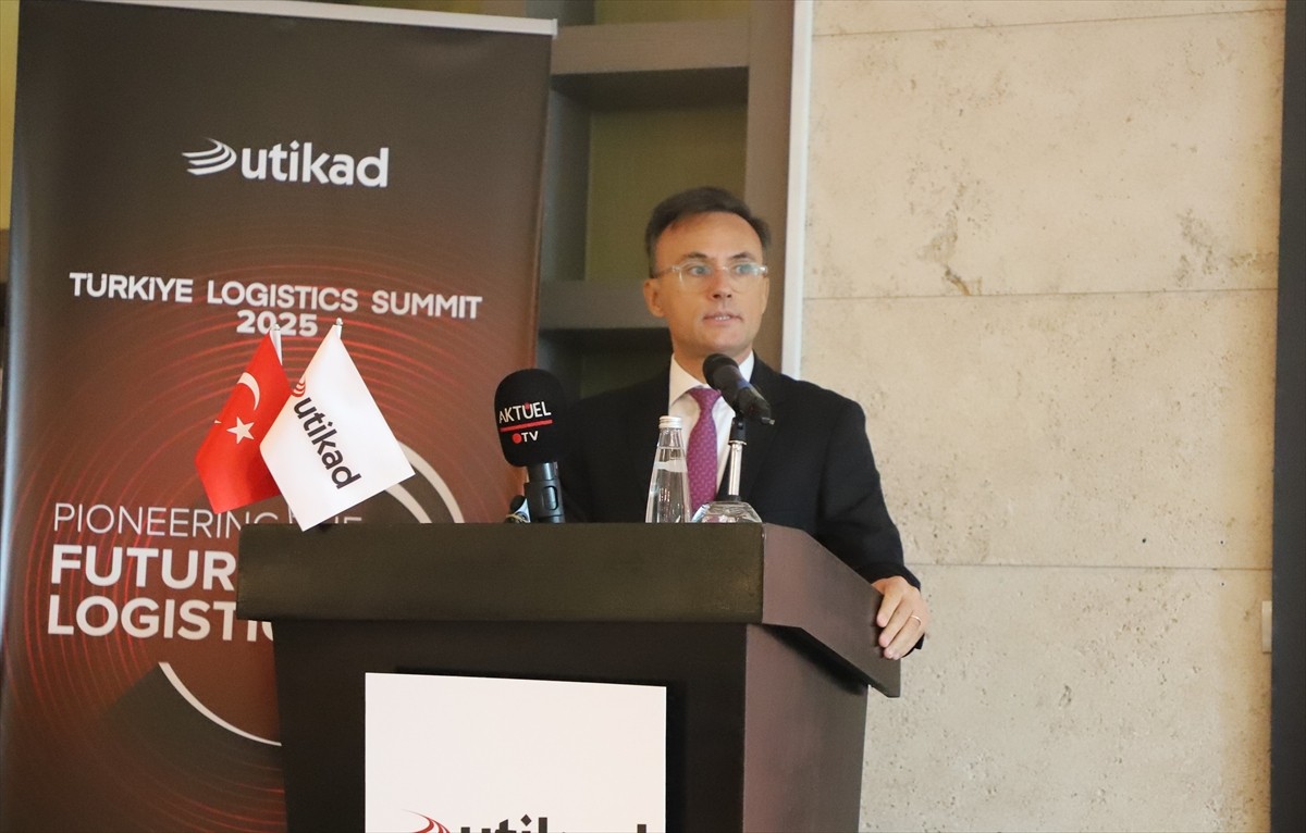 Uluslararası Taşımacılık ve Lojistik Hizmet Üretenleri Derneği (UTİKAD) Yönetim Kurulu Başkanı...