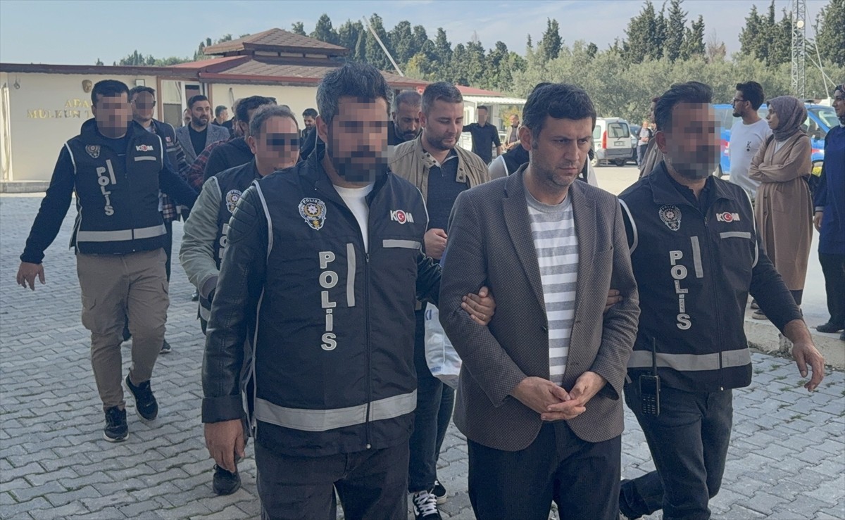 Yalova'da gözaltına alınan, aralarında İl Göç İdaresi Müdürü Salih Soner Ç'nin de bulunduğu 9...