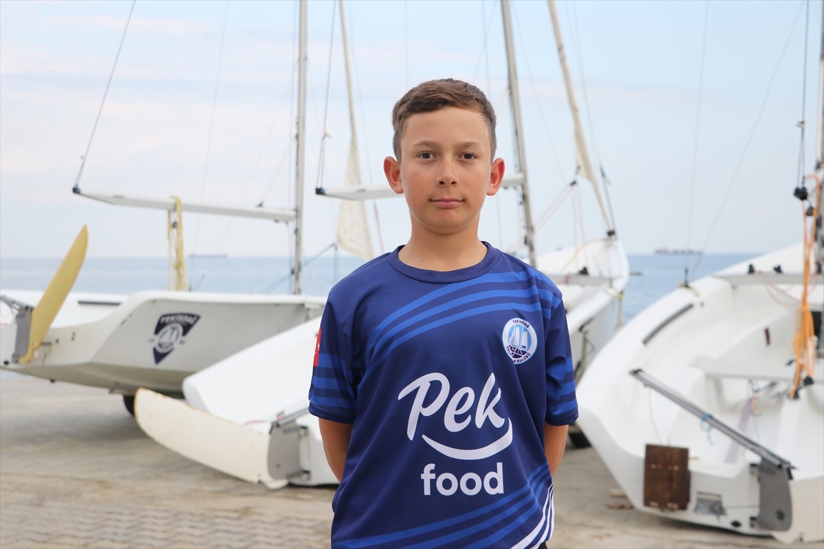 Yelkende Türkiye şampiyonluğu bulunan 11 yaşındaki milli yelkenci Rüzgar Uzel, 53. Balkan...