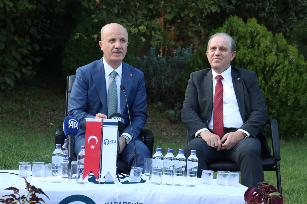 Yükseköğretim Kurulu (YÖK) Başkanı Prof. Dr. Erol Özvar, Karadeniz Teknik Üniversitesi (KTÜ) Orman...