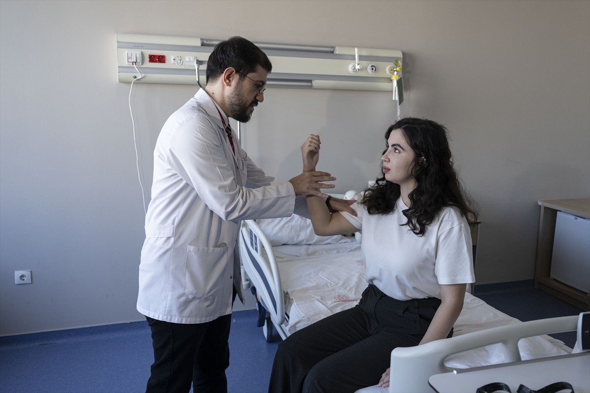 Ankara'da yaşayan 22 yaşındaki endüstri mühendisi Gülfem Ercan, mesleğine başladıktan üç hafta...