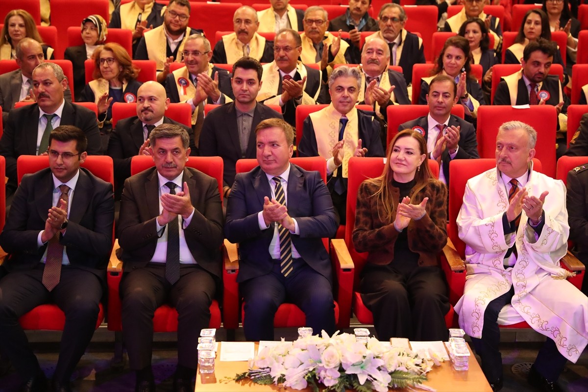 Erzincan Binali Yıldırım Üniversitesinde (EBYÜ), 2025-2026 Akademik Yılı Açılış Töreni...