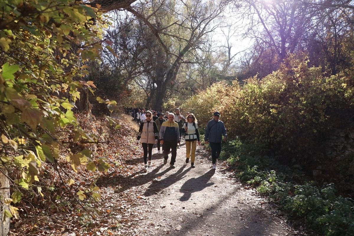 Kayseri'de doğaseverler, UNESCO Dünya Mirası Geçici Listesi'nde yer alan Koramaz Vadisi'nde...